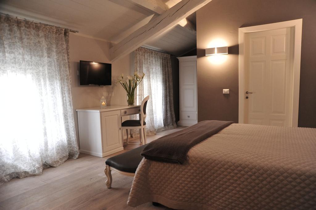 B&B Villa Anna ลุคคา ภายนอก รูปภาพ