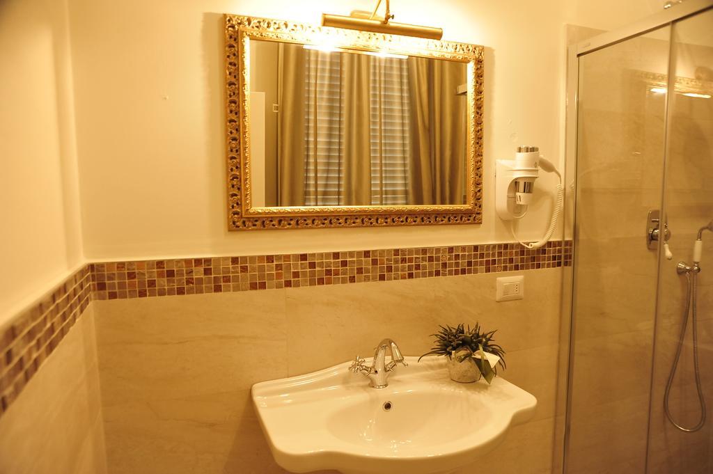 B&B Villa Anna ลุคคา ภายนอก รูปภาพ