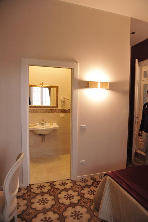 B&B Villa Anna ลุคคา ภายนอก รูปภาพ