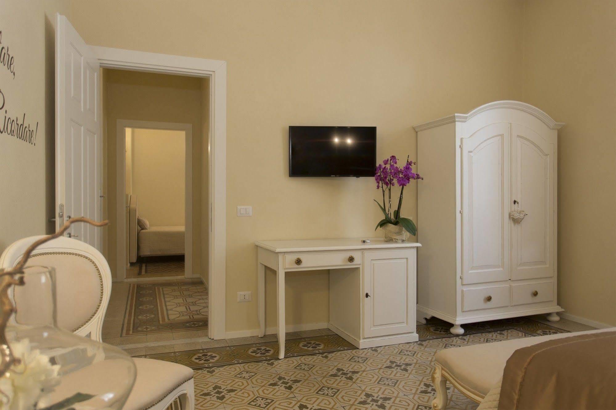 B&B Villa Anna ลุคคา ภายนอก รูปภาพ