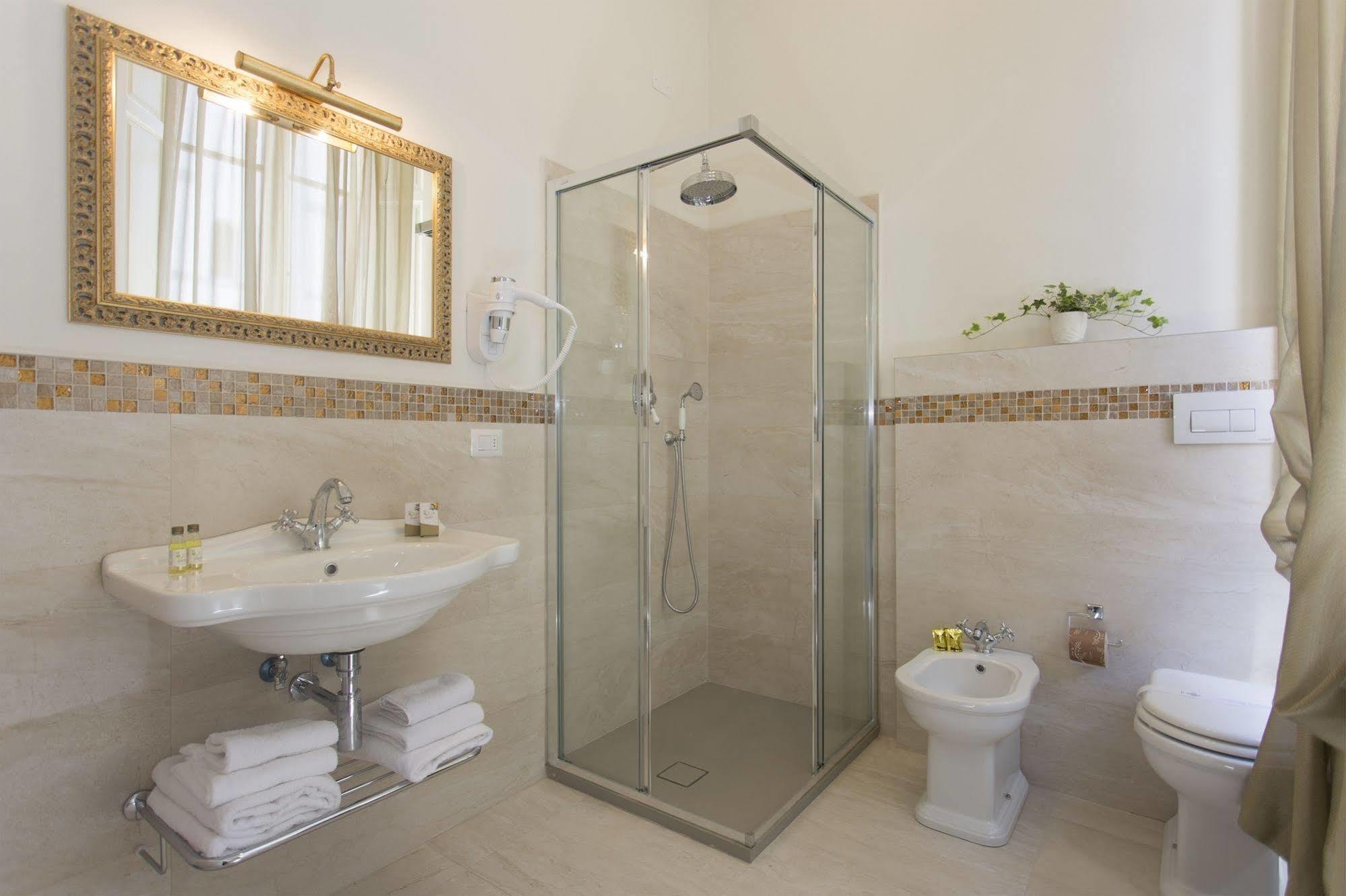 B&B Villa Anna ลุคคา ภายนอก รูปภาพ